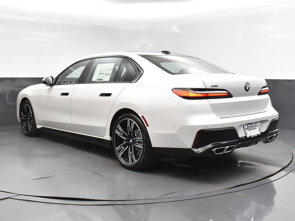 Certified 2024 BMW 760i xDrive w/ Executive Package image 5