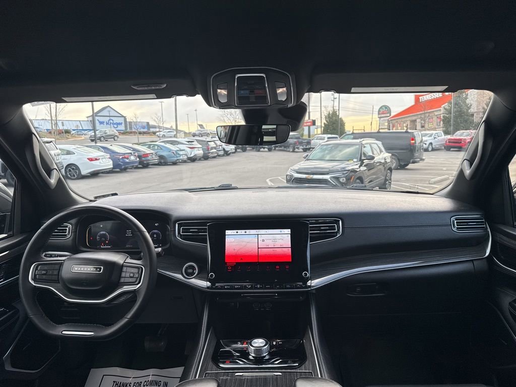 Used 2022 Jeep Wagoneer Series III w/ Flexible Seating Group image 24