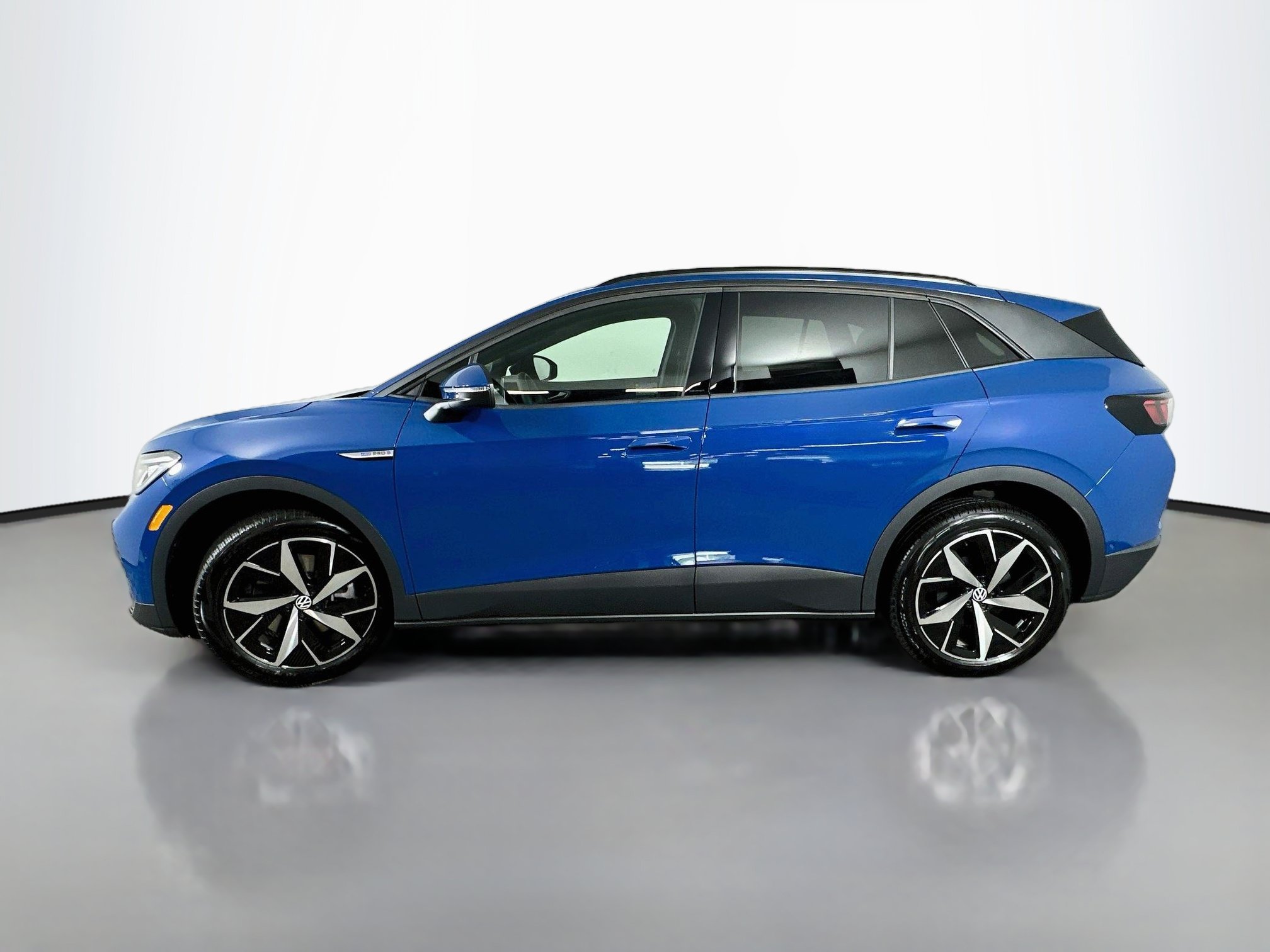 Used 2025 Volkswagen ID.4 Pro S AWD/4WD image 4