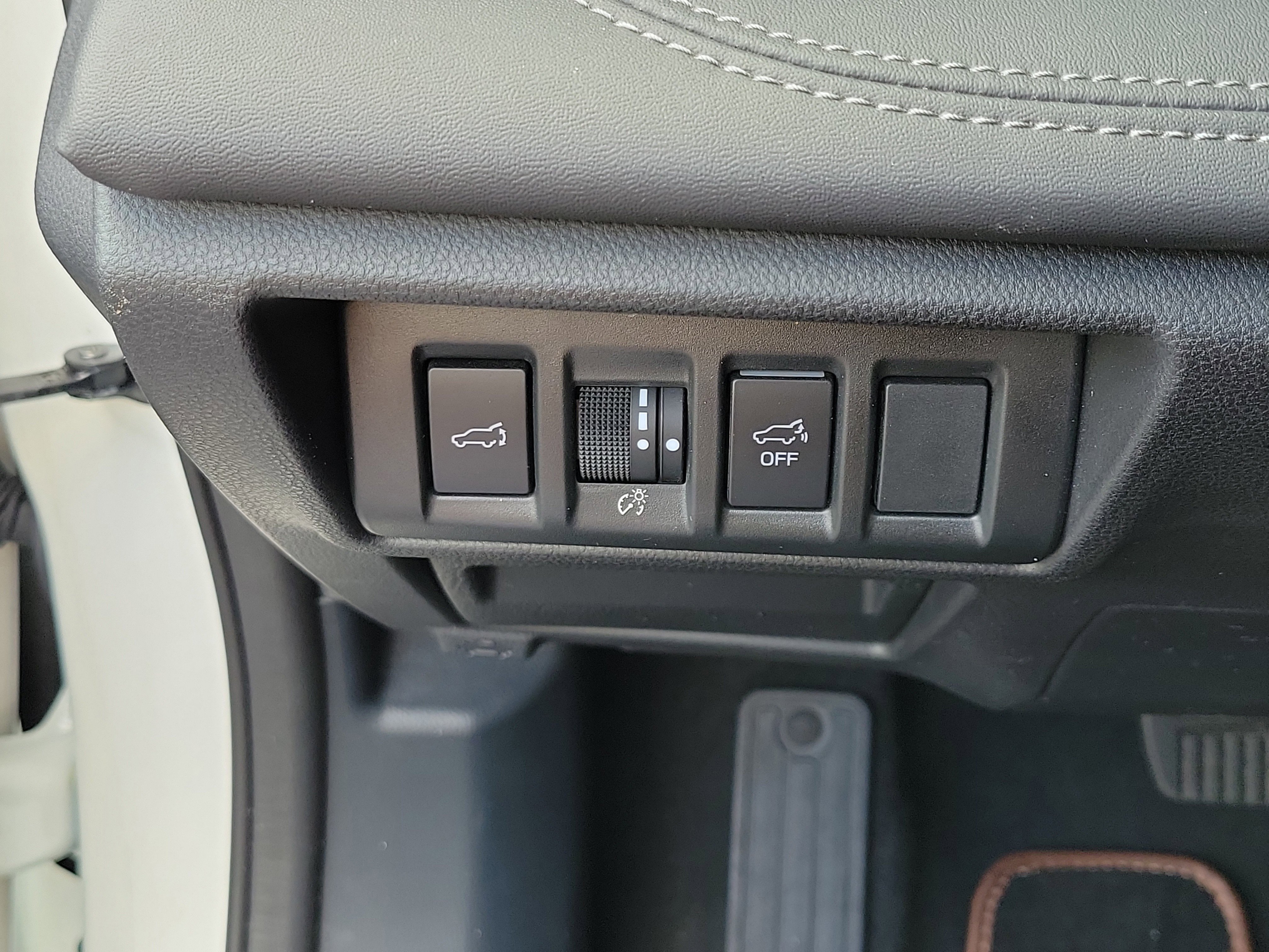 Certified 2023 Subaru Outback Touring AWD/4WD image 27