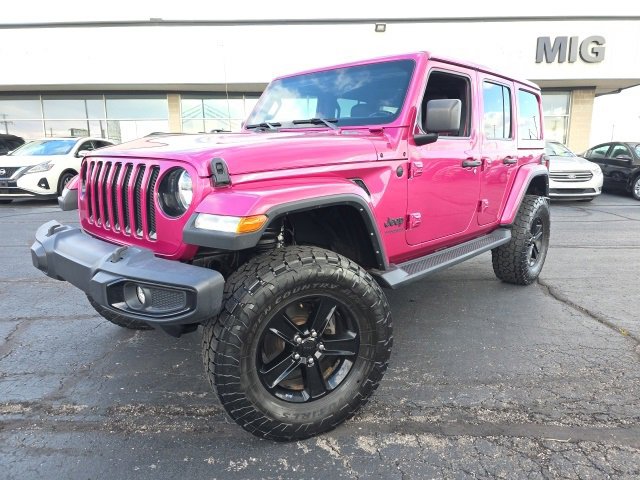 Used 2022 Jeep Wrangler Unlimited Sahara image 2