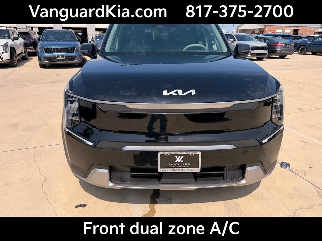 Certified 2024 Kia EV9 Wind AWD/4WD image 7