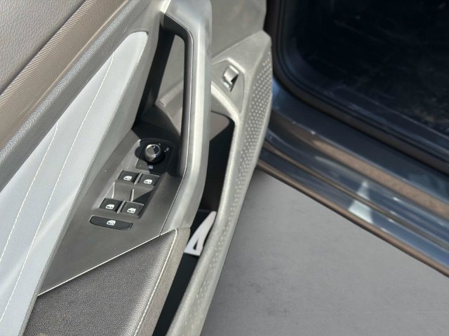 New 2027 Volkswagen Jetta SEL FWD image 17