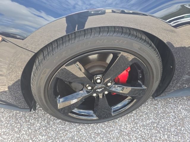 Used 2021 Ford Mustang GT Premium w/ Equipment Group 401A RWD image 7