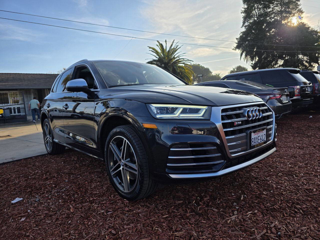 Used 2018 Audi SQ5 Premium Plus AWD/4WD image 3