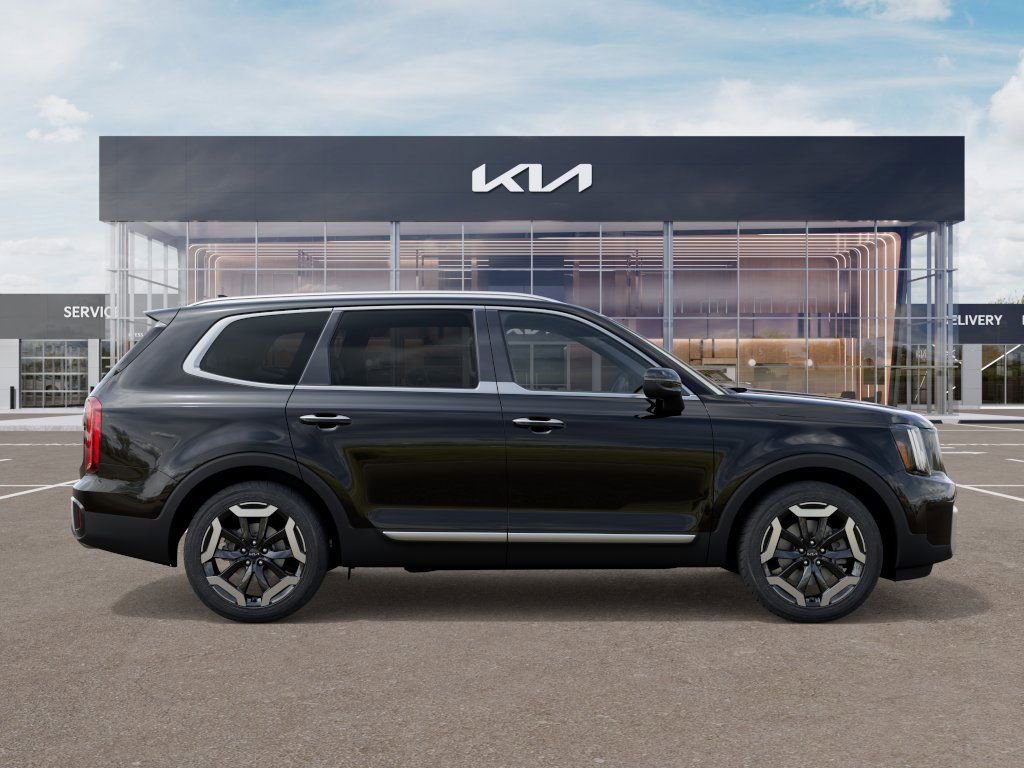 New 2025 Kia Telluride S image 8