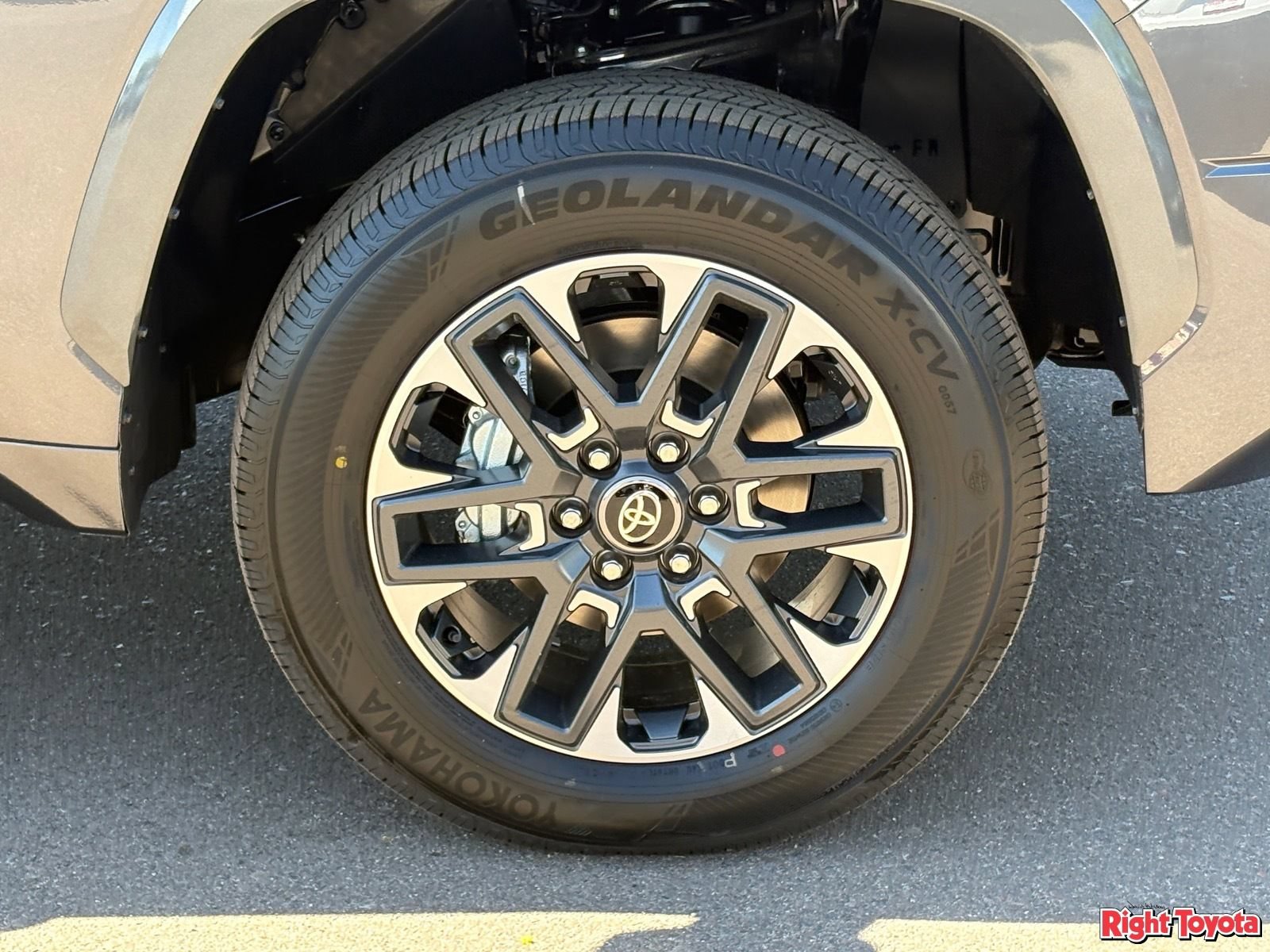 New 2026 Toyota Tundra Limited AWD/4WD image 13