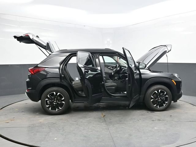 Used 2022 Chevrolet TrailBlazer LT w/ Convenience Package AWD/4WD image 39