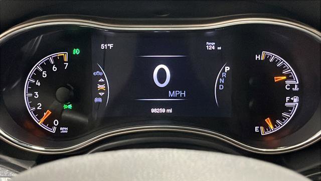 Used 2016 Jeep Grand Cherokee Laredo 75th Anniversary image 16