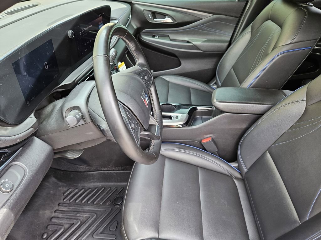 Used 2024 Buick Envista Sport Touring w/ Convenience I Package FWD image 10