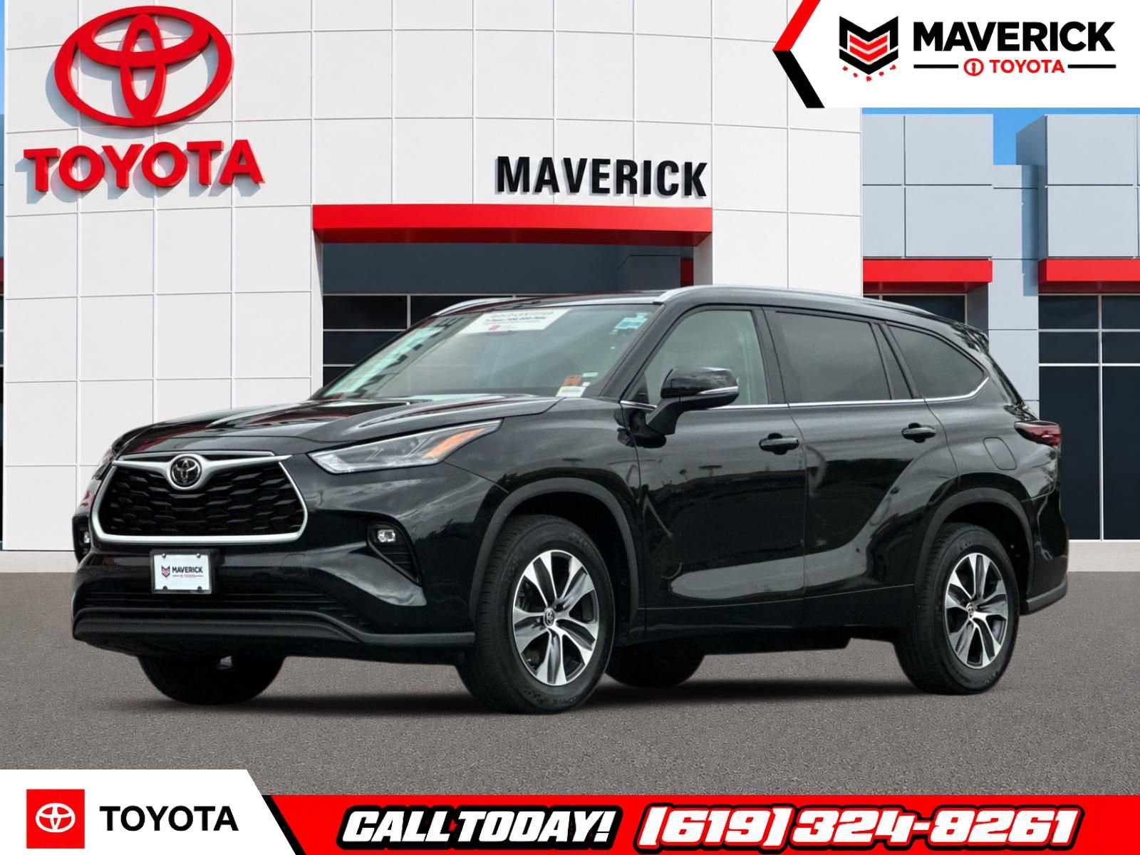 Used 2024 Toyota Highlander XLE FWD image 1