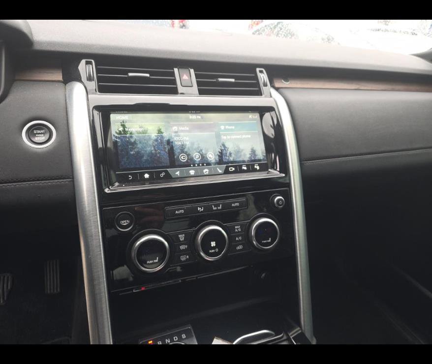 Used 2020 Land Rover Discovery HSE image 5