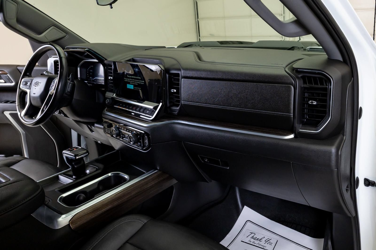 Used 2022 Chevrolet Silverado 1500 LT Trail Boss w/ LT Trail Boss Premium Package AWD/4WD image 18