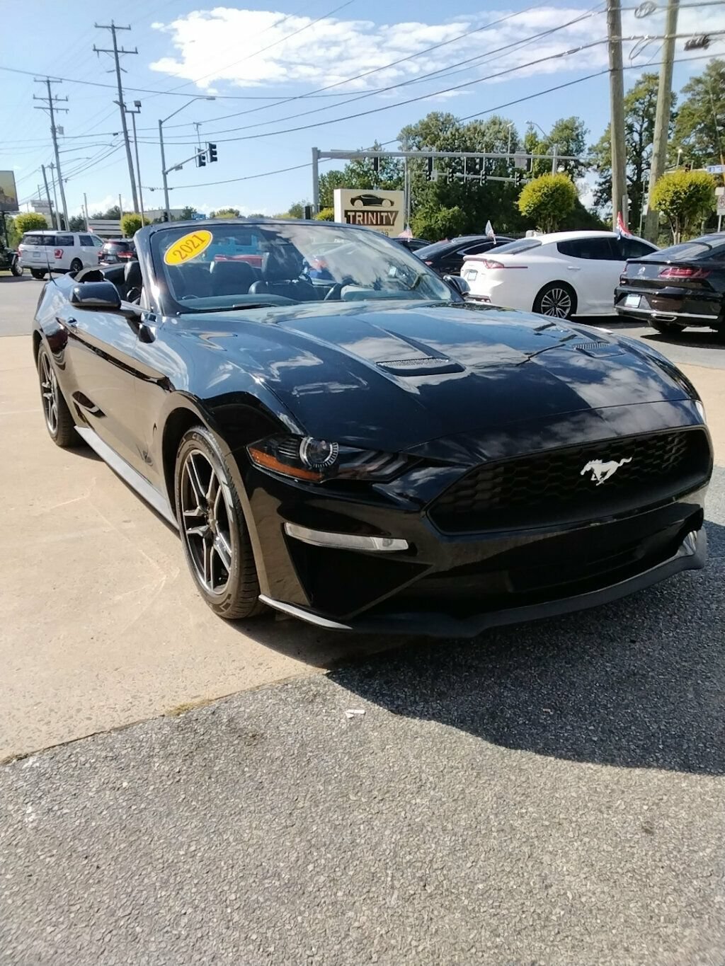 Used 2021 Ford Mustang Premium RWD image 5