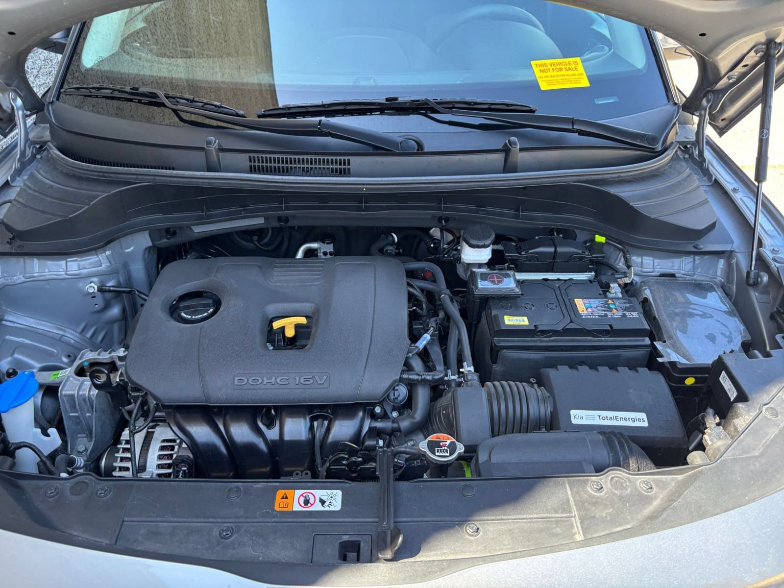 Used 2025 Kia Soul LX w/ LX Technology Package FWD image 29