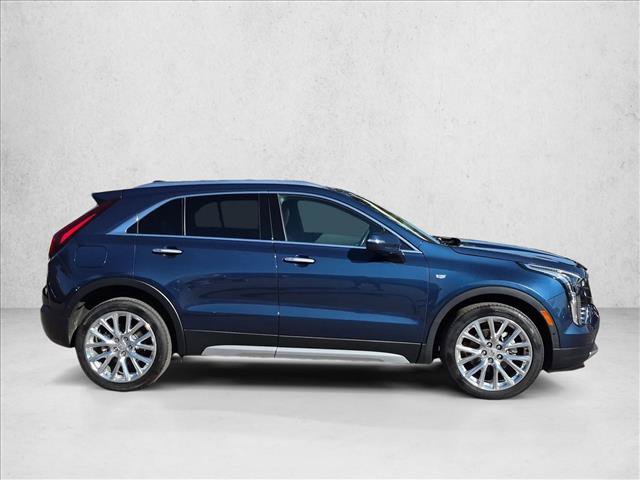 Used 2019 Cadillac XT4 Premium Luxury w/ Enhanced Visibility Package AWD/4WD image 4
