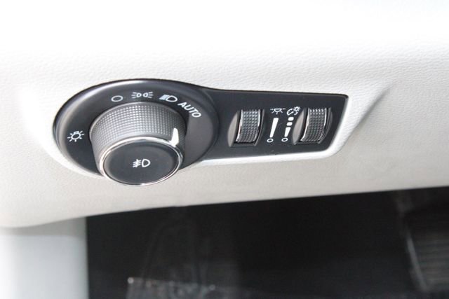 Used 2022 Jeep Compass Latitude w/ Convenience Group image 5