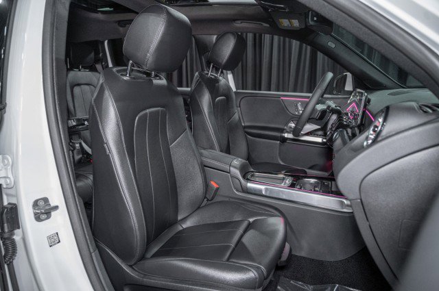 Certified 2026 Mercedes-Benz GLB 250 4MATIC image 14