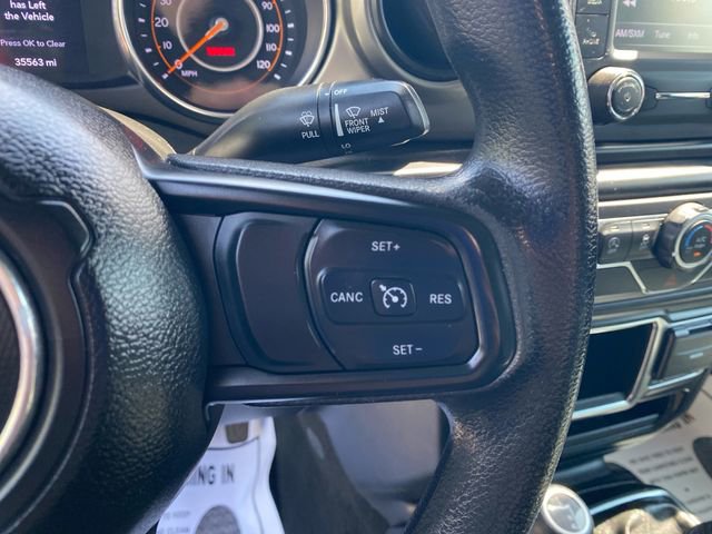 Used 2021 Jeep Gladiator Sport image 19
