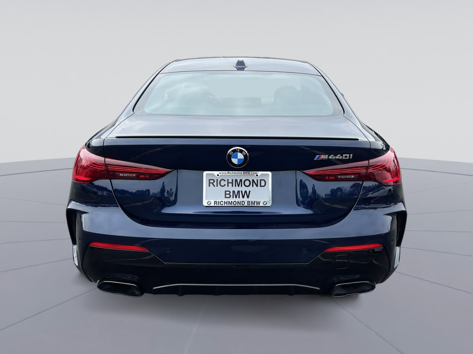 New 2026 BMW M440i Coupe RWD image 4