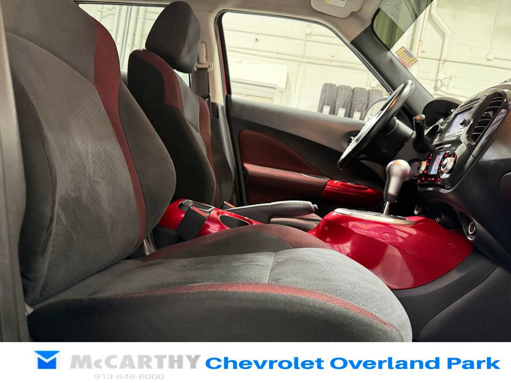 Used 2011 Nissan Juke SV FWD image 29