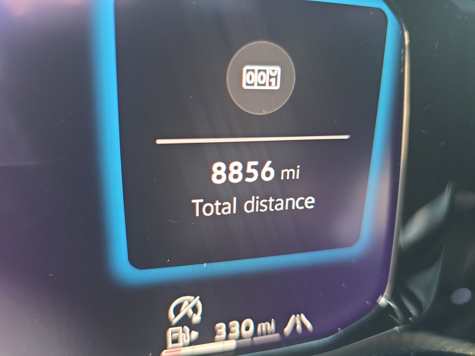 Certified 2025 Volkswagen Golf w/ Euro Style Package image 11