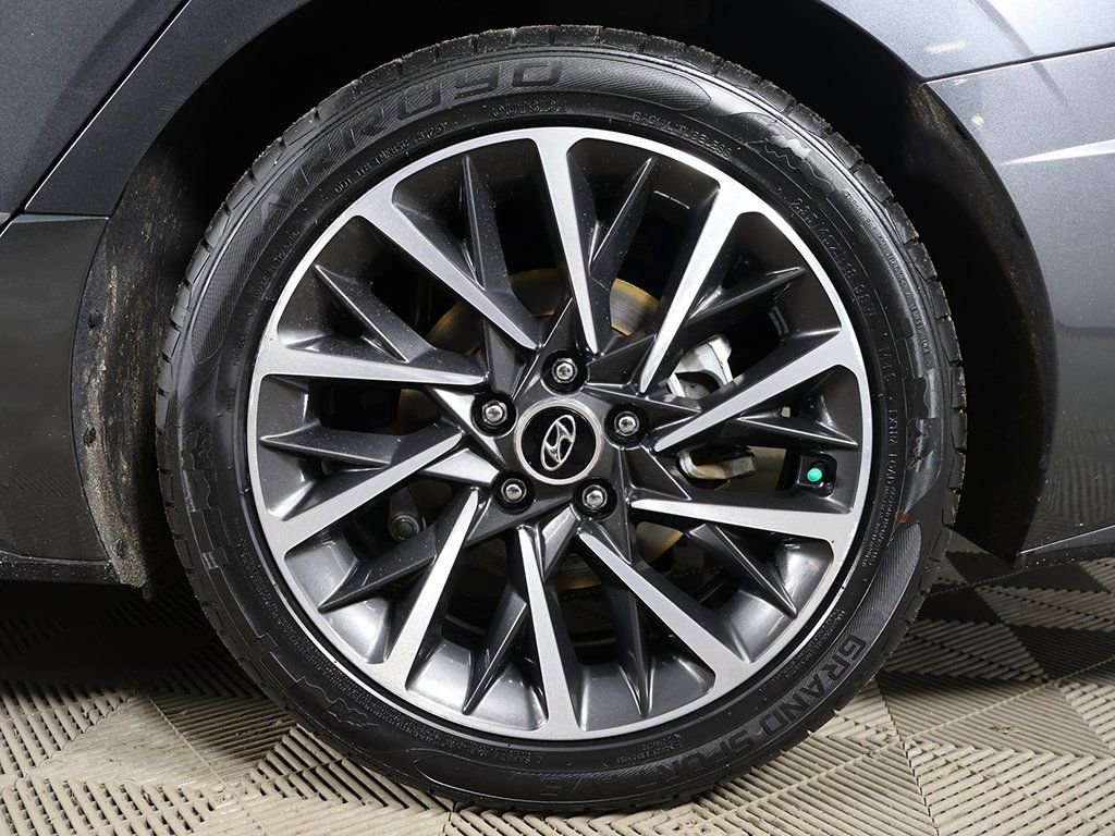 Certified 2023 Hyundai Sonata Limited w/ Cargo Package image 24