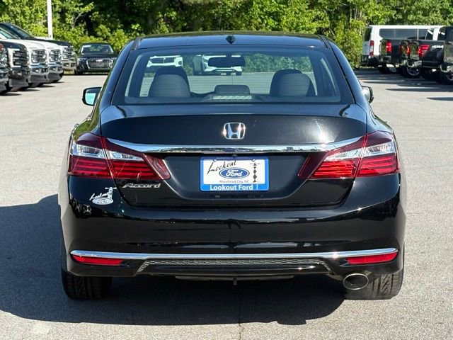 Used 2017 Honda Accord EX-L image 4