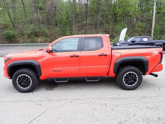 Certified 2024 Toyota Tacoma TRD Off-Road w/ TRD Off Road Upgrade Package AWD/4WD image 6