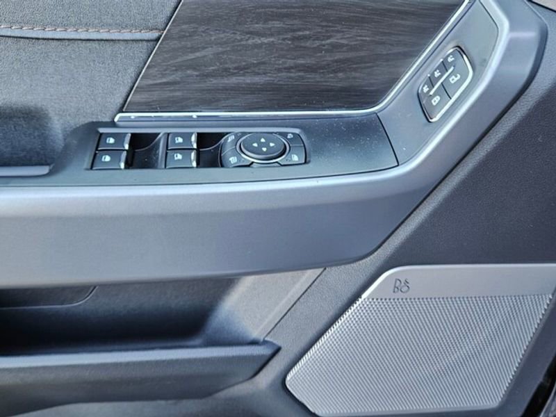 New 2025 Ford F150 Lariat image 29
