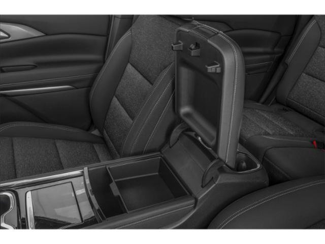 Used 2024 Chevrolet Traverse LS image 16