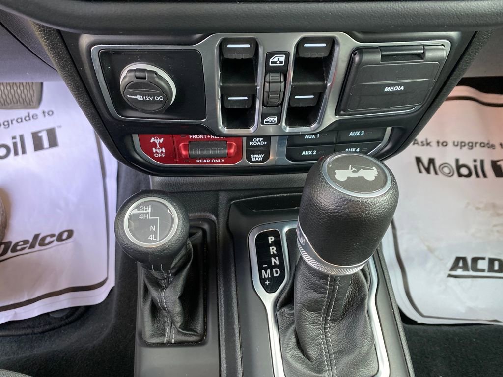 Used 2024 Jeep Wrangler Rubicon image 25