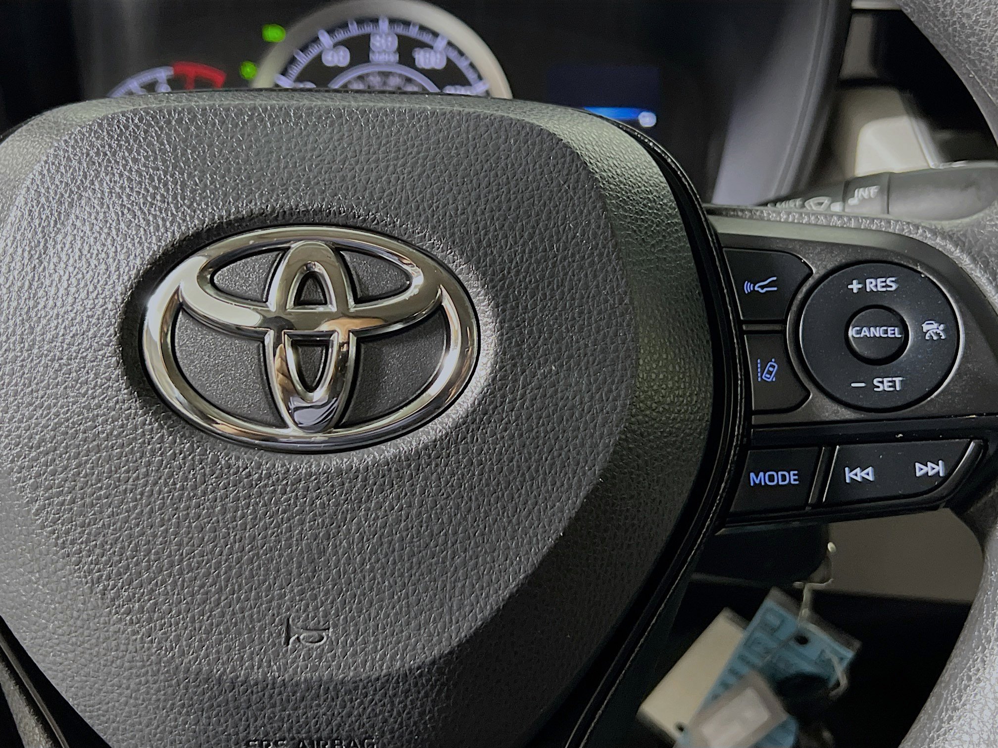 Used 2022 Toyota Corolla LE image 19