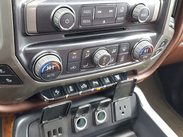 Certified 2015 Chevrolet Silverado 2500 High Country w/ Duramax Plus Package image 27