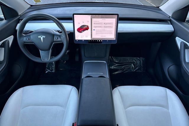Used 2021 Tesla Model Y 2WD image 16