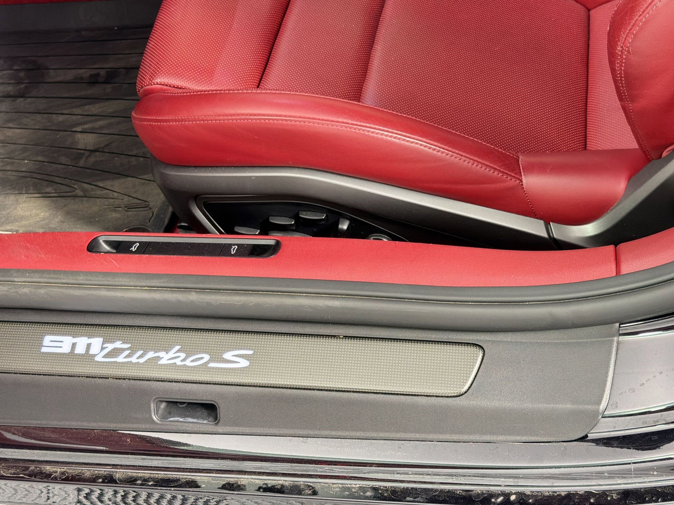 Certified 2021 Porsche 911 Turbo S AWD/4WD image 16