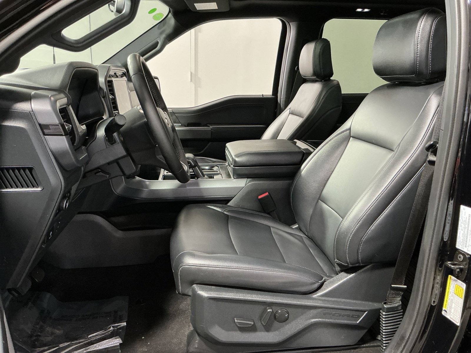 Used 2025 Ford F150 XLT w/ Equipment Group 303A High image 21