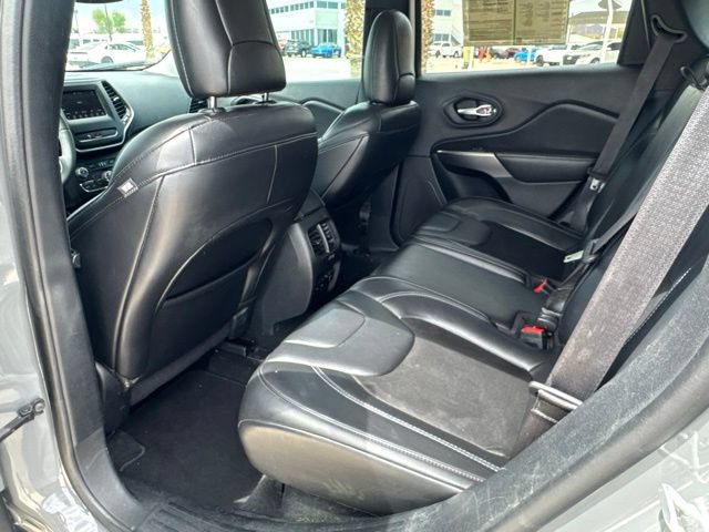 Certified 2020 Jeep Cherokee Latitude Plus w/ Comfort/Convenience Group FWD image 9