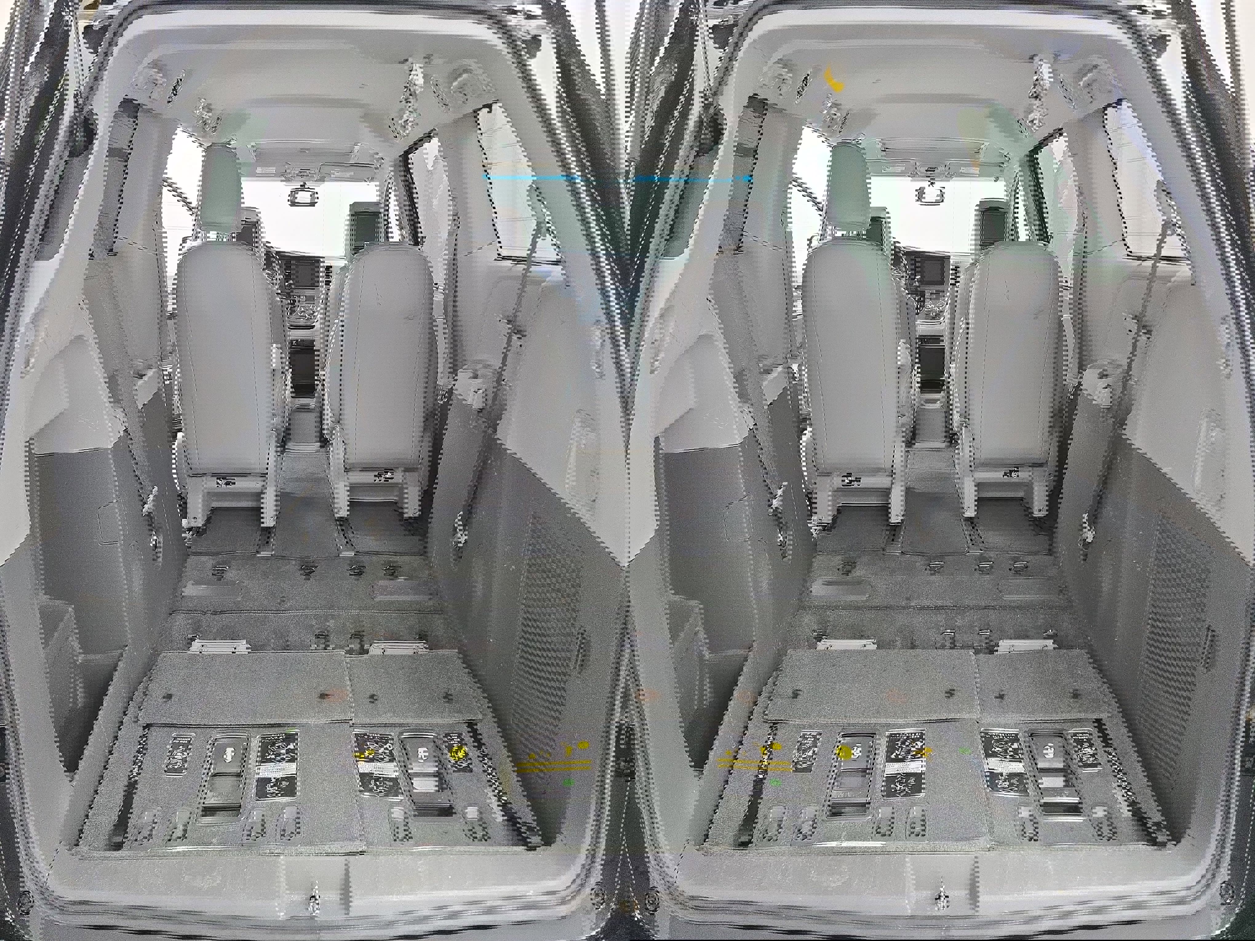 Used 2015 Toyota Sienna XLE image 13