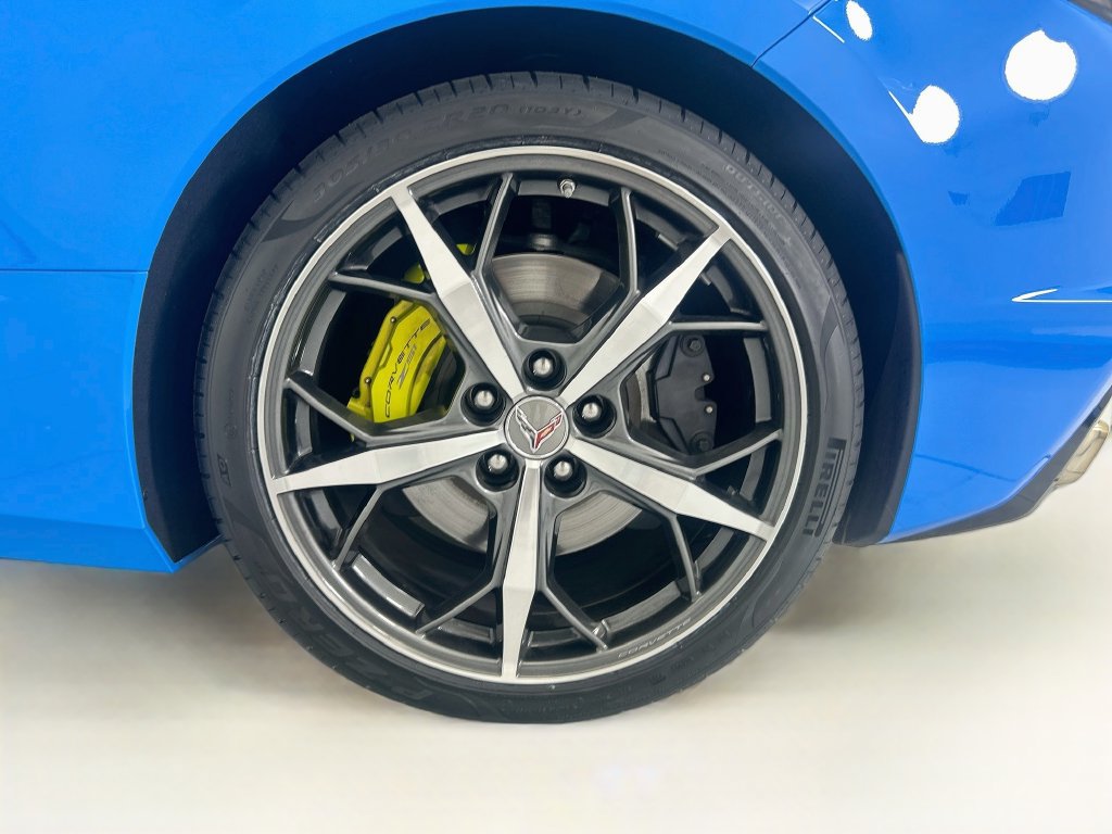 Used 2022 Chevrolet Corvette Stingray Premium Cpe w/ Z51 Performance Package RWD image 25