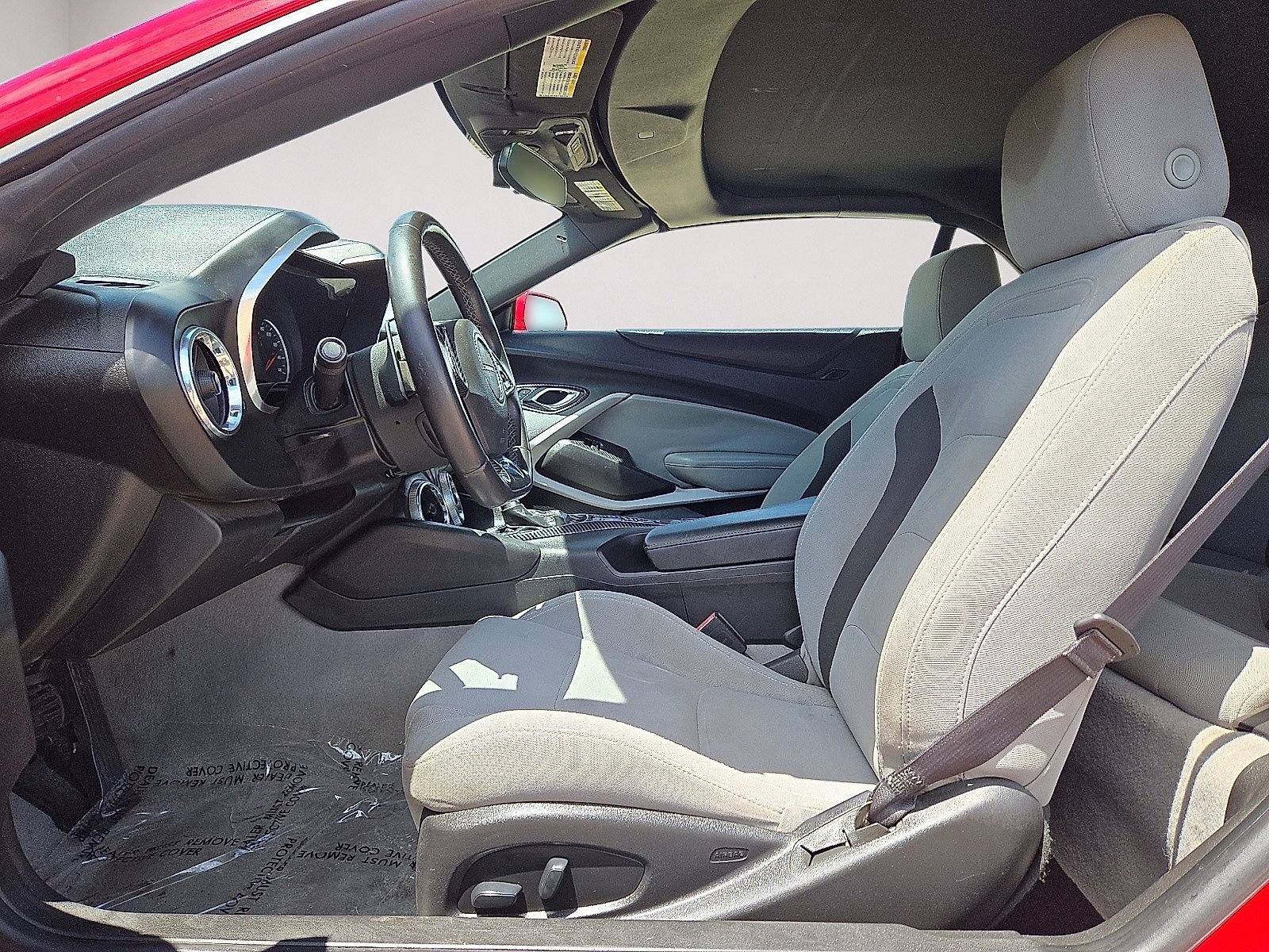 Used 2020 Chevrolet Camaro LT RWD image 17