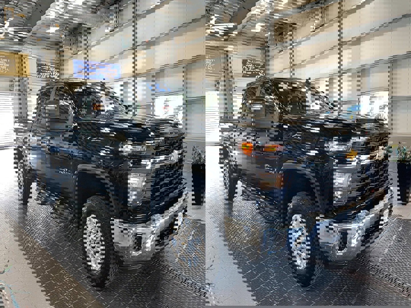 Used 2024 Chevrolet Silverado 2500 LT w/ Convenience Package