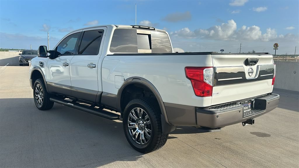 Used 2019 Nissan Titan Platinum Reserve w/ Platinum Utility Package AWD/4WD image 12