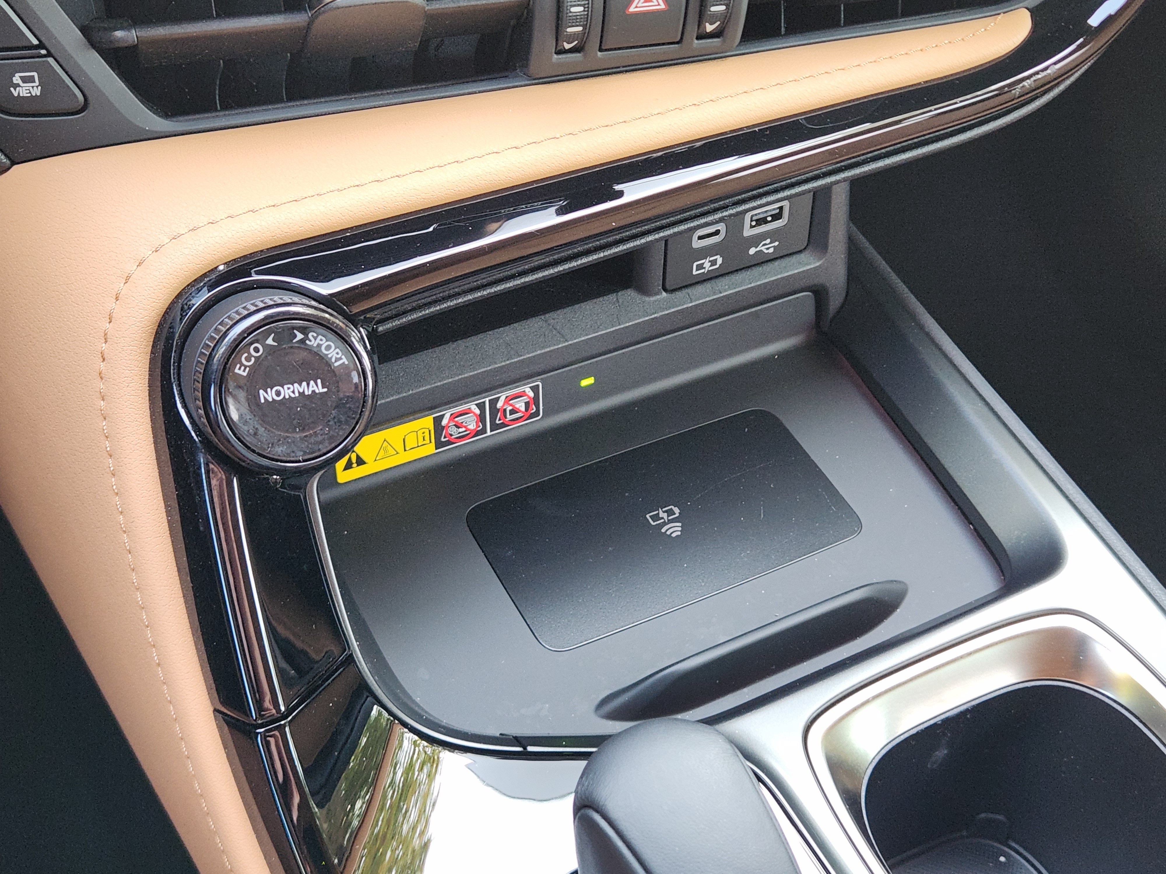 Certified 2022 Lexus NX 350h AWD w/ Vision Package image 12