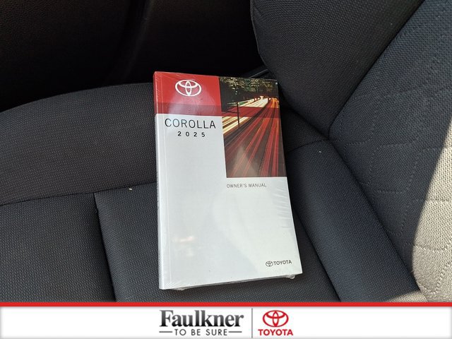 Certified 2025 Toyota Corolla LE FWD image 25