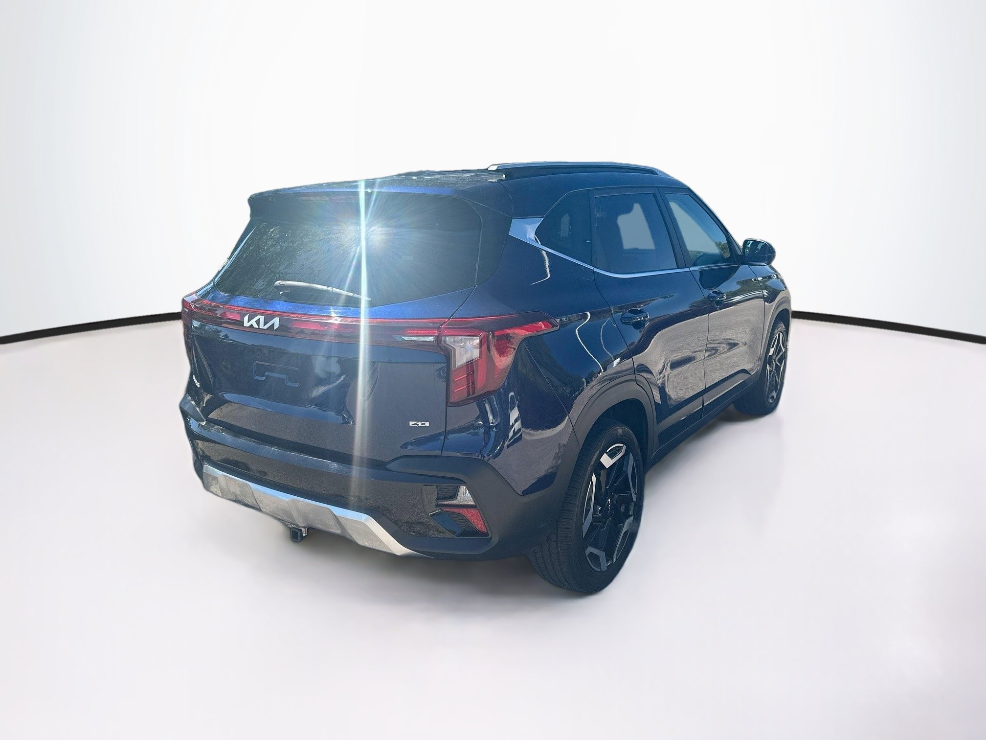 Used 2024 Kia Seltos SX w/ SX Sunroof Package AWD/4WD image 9
