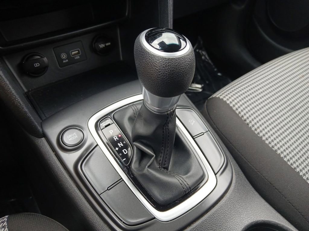 Used 2019 Hyundai Kona SE FWD image 22