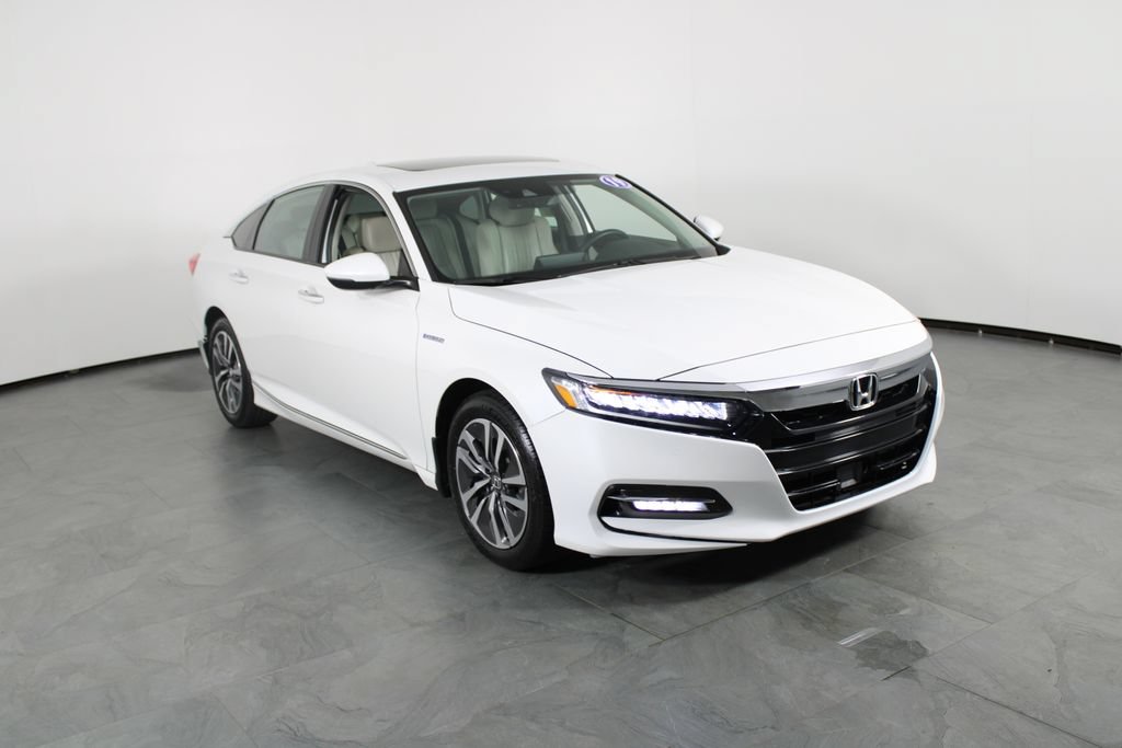 Used 2019 Honda Accord Touring image 4