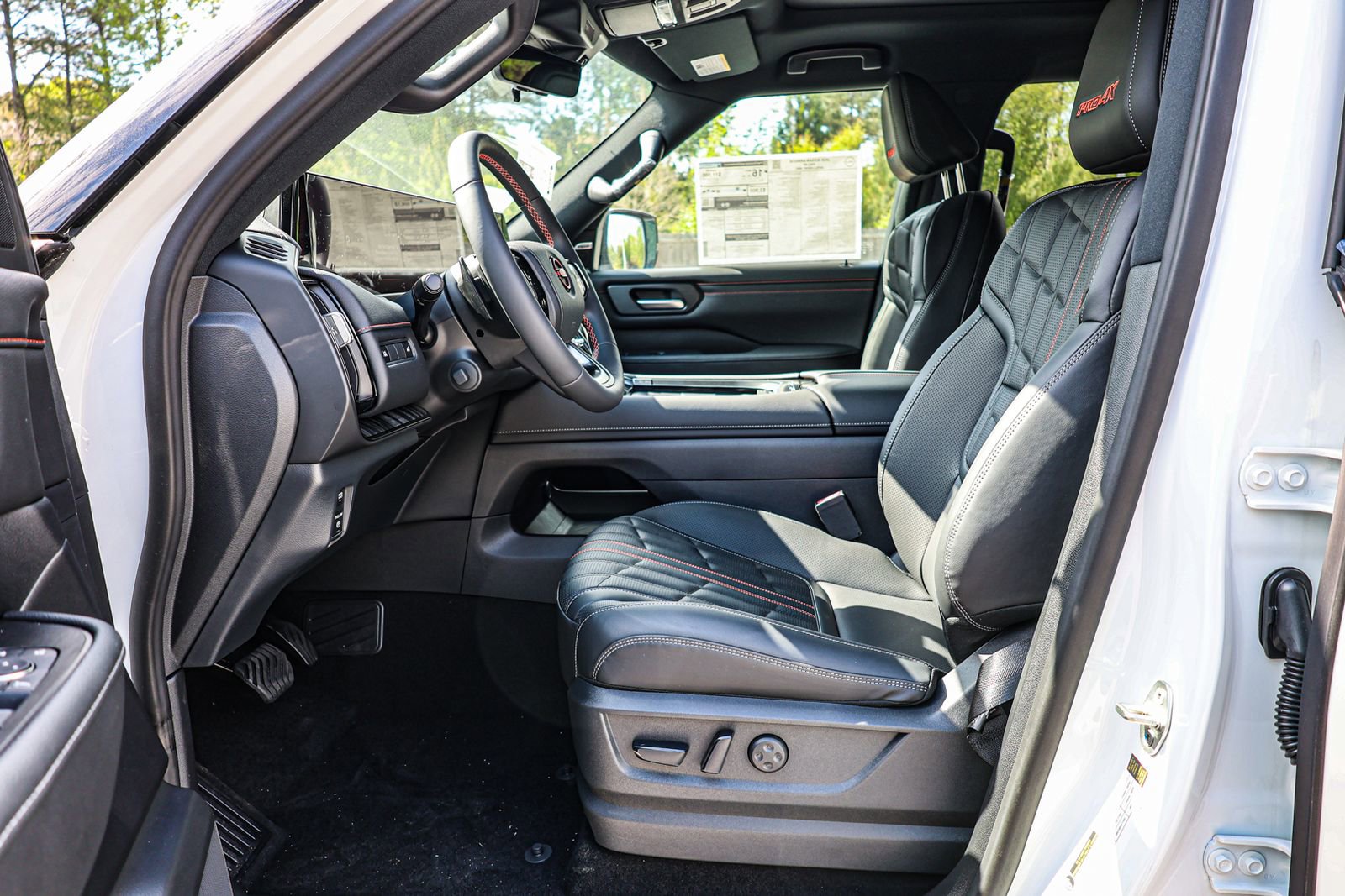 New 2026 Nissan Armada PRO-4X image 15