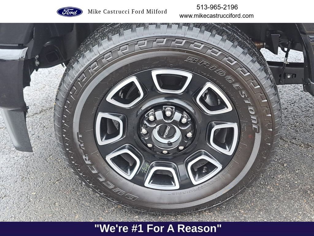 Used 2025 Ford F350 Platinum image 9